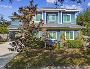 10555 LAKE BREEZE DRIVE, Seminole, FL 33772
