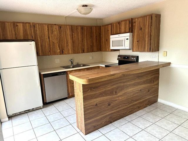 1006 10th Lane, Greenacres, FL 33463