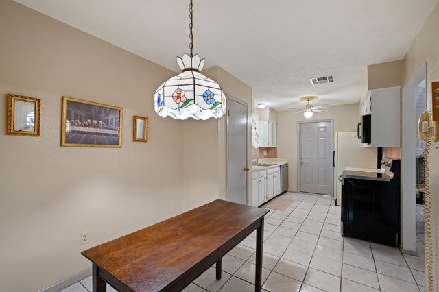 6230 Knollwest Drive, Houston, TX 77072