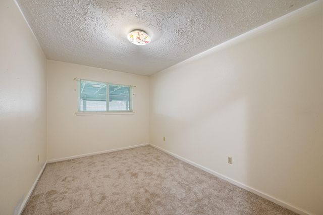 6230 Knollwest Drive, Houston, TX 77072