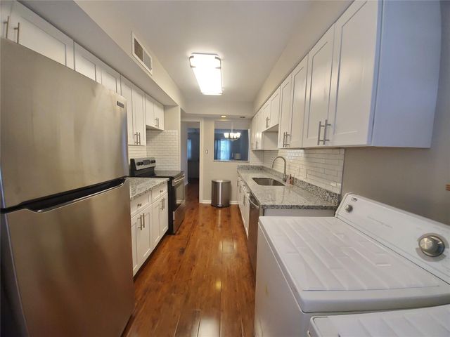 5206 Arboles Drive B3, Houston, TX 77035