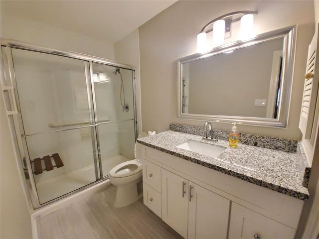 5206 Arboles Drive B3, Houston, TX 77035