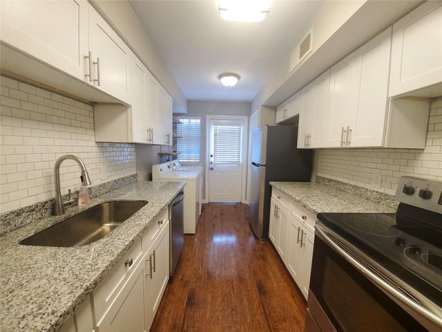 5206 Arboles Drive B3, Houston, TX 77035