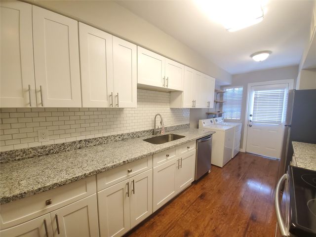 5206 Arboles Drive B3, Houston, TX 77035