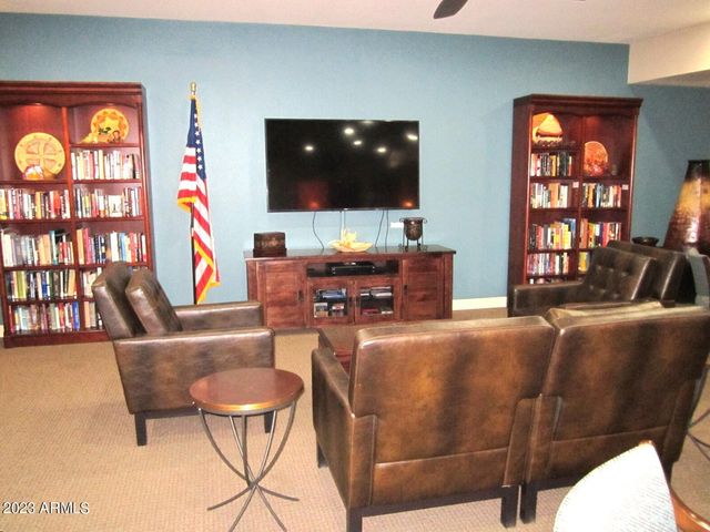12222 N PARADISE VILLAGE Parkway 402, Phoenix, AZ 85032