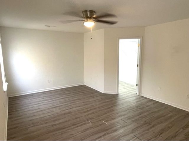 5033 Wickalow Way, Myrtle Beach, SC 29579