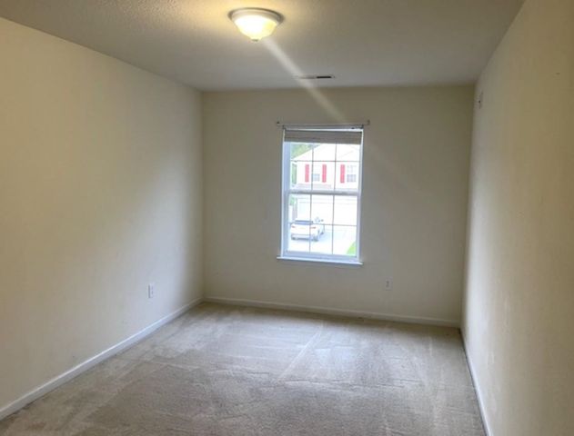 5033 Wickalow Way, Myrtle Beach, SC 29579