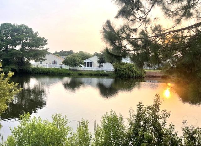5033 Wickalow Way, Myrtle Beach, SC 29579