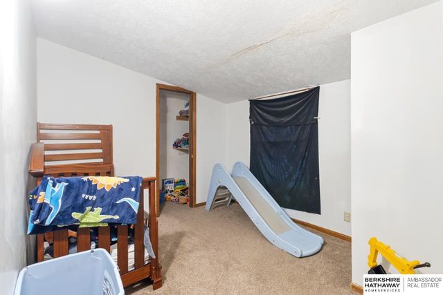 5427 S 48 Avenue, Omaha, NE 68117