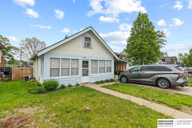 5427 S 48 Avenue, Omaha, NE 68117