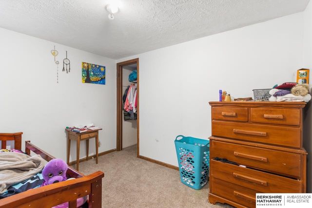 5427 S 48 Avenue, Omaha, NE 68117
