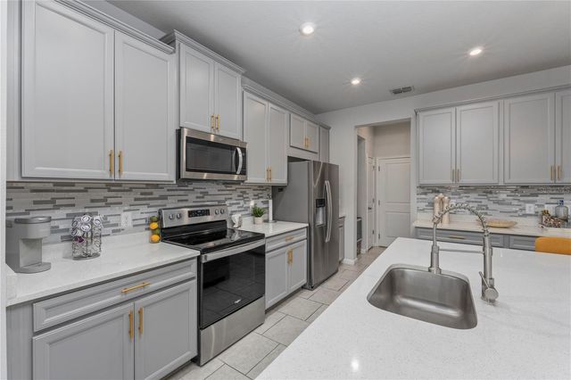 2507 ARBOR WIND DRIVE, Lutz, FL 33558