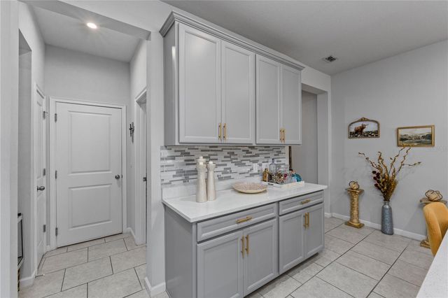 2507 ARBOR WIND DRIVE, Lutz, FL 33558