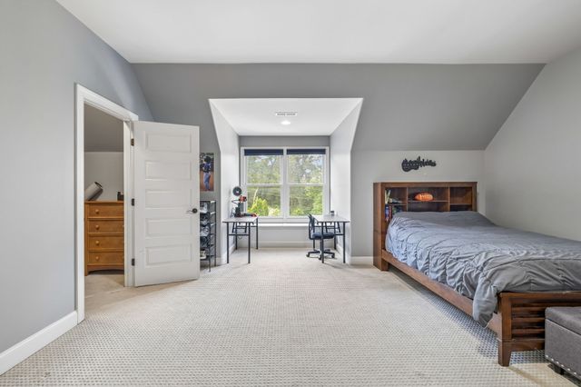 4001 Wallace Ln, Nashville, TN 37215