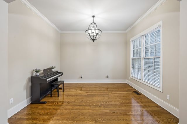 4001 Wallace Ln, Nashville, TN 37215