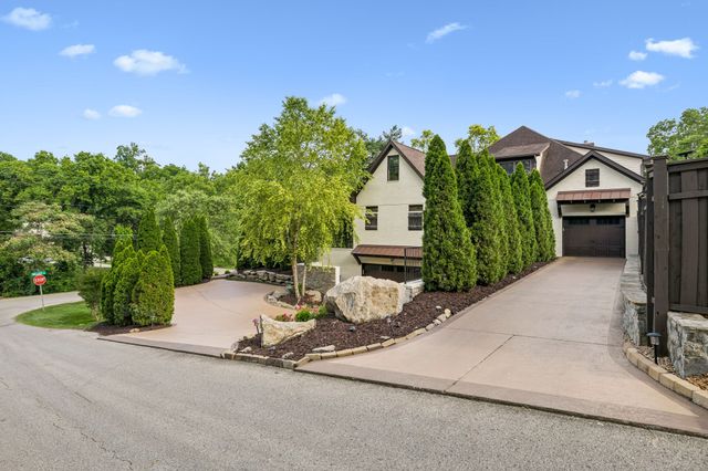 4001 Wallace Ln, Nashville, TN 37215