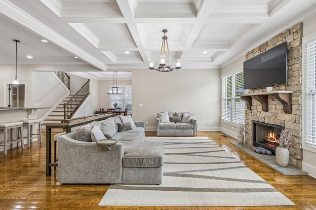 4001 Wallace Ln, Nashville, TN 37215