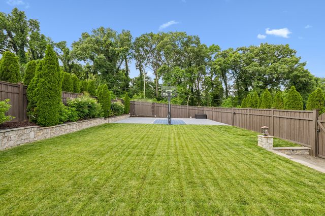 4001 Wallace Ln, Nashville, TN 37215
