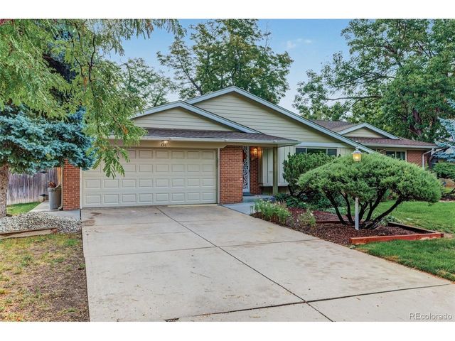 336 Oakland St, Aurora, CO 80010