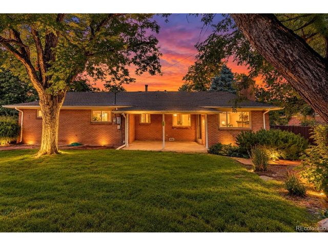 336 Oakland St, Aurora, CO 80010