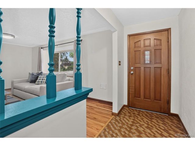 336 Oakland St, Aurora, CO 80010
