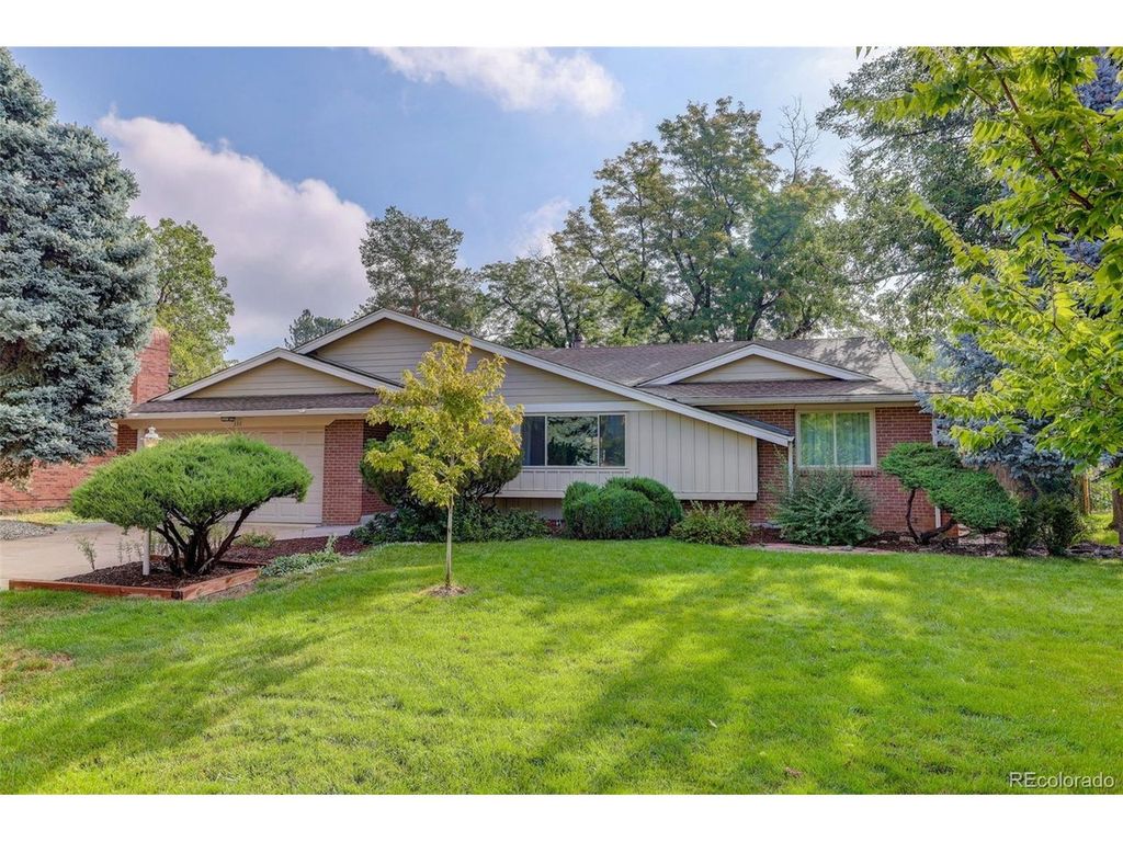 336 Oakland St, Aurora, CO 80010