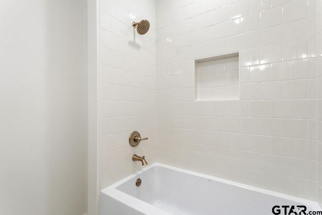 496 Preston Ridge, Tyler, TX 75703