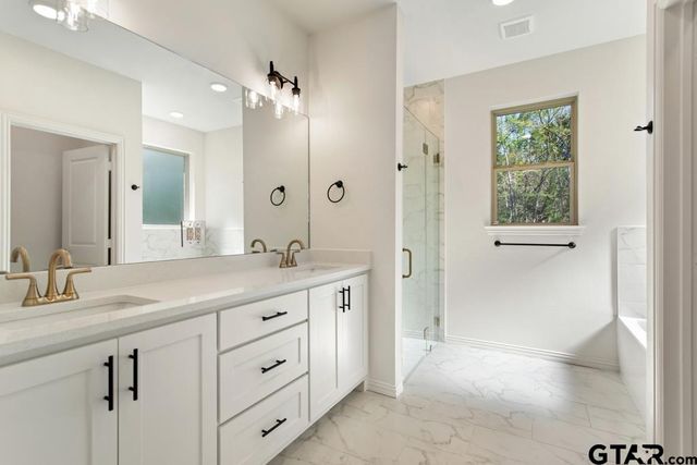 496 Preston Ridge, Tyler, TX 75703