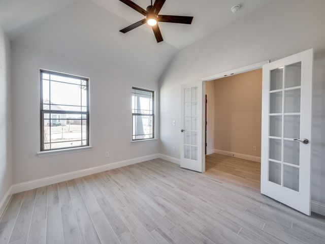 616 Kyle Drive, Tioga, TX 76271
