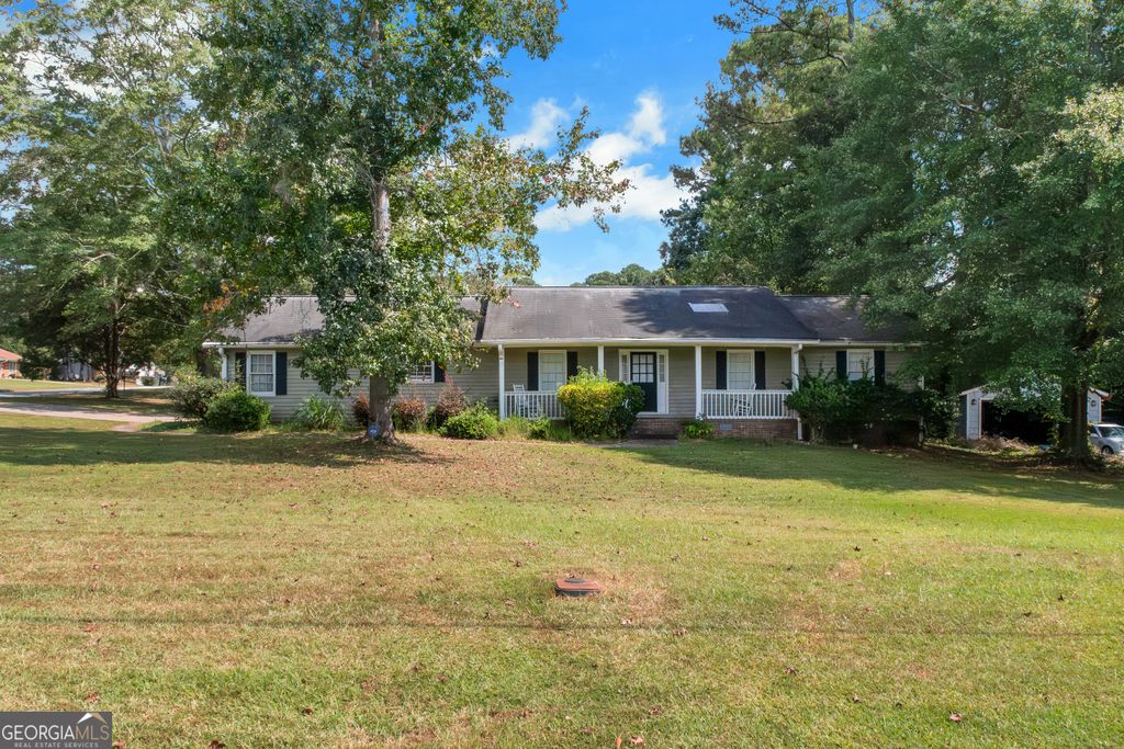 3550 Clubhouse Lane SE, Conyers, GA 30094