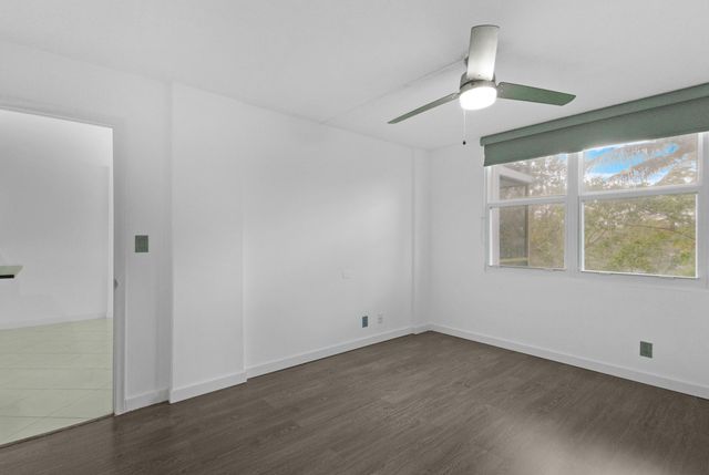 113 Royal Pk Drive 3d, Oakland Park, FL 33309