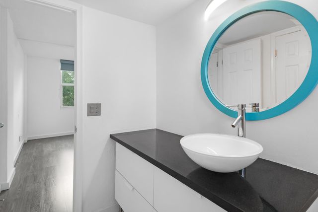 113 Royal Pk Drive 3d, Oakland Park, FL 33309