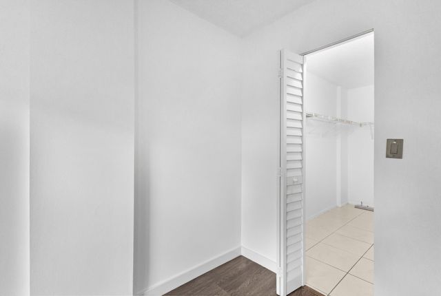 113 Royal Pk Drive 3d, Oakland Park, FL 33309