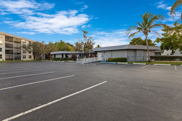 113 Royal Pk Drive 3d, Oakland Park, FL 33309