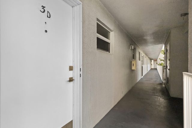 113 Royal Pk Drive 3d, Oakland Park, FL 33309