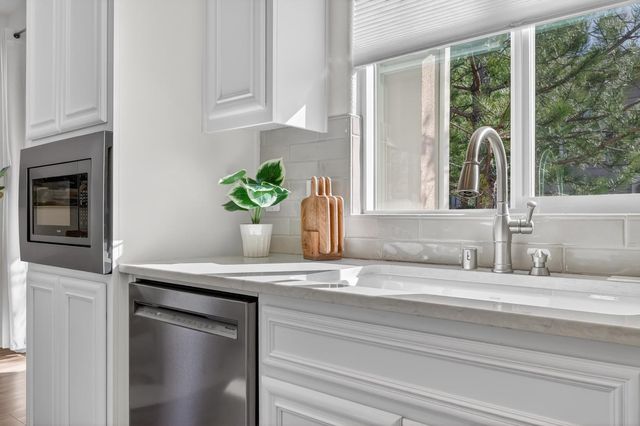 1436 Cypress Ln, Placerville, CA 95667