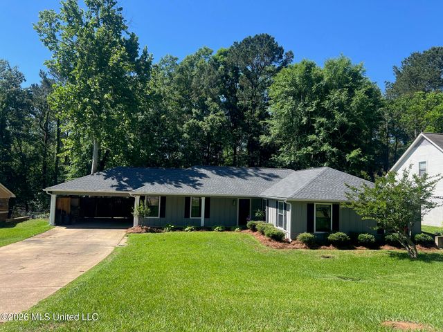 309 Stonecastle Drive, Brandon, MS 39047