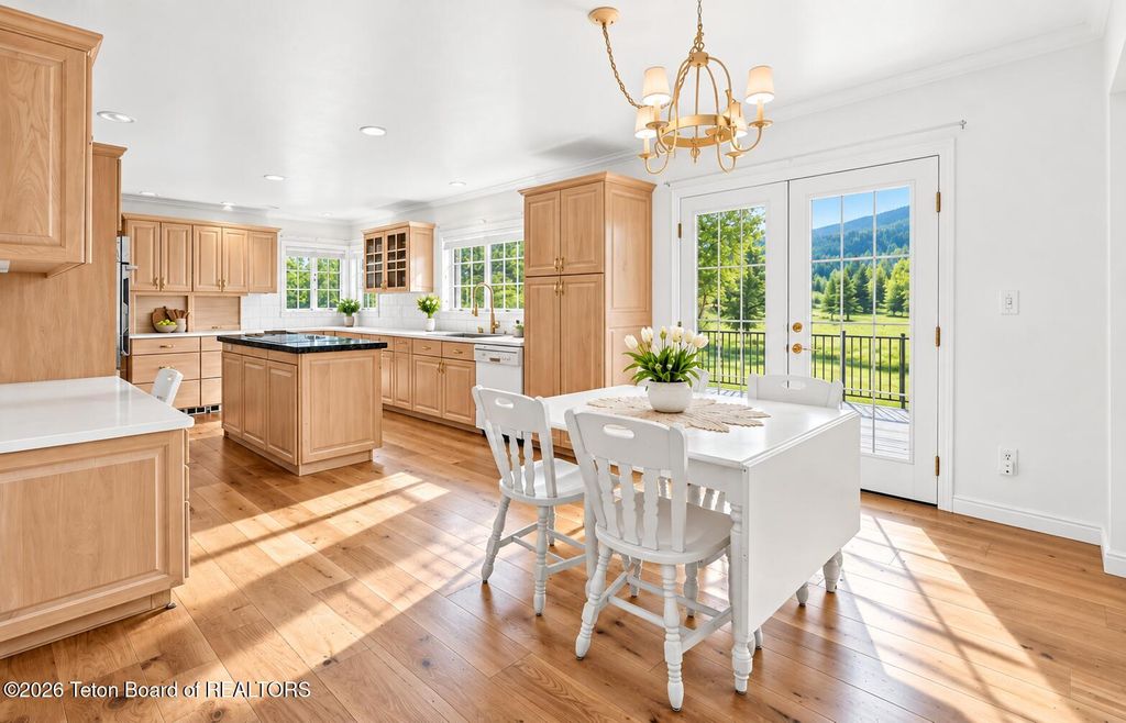 604 VISTA W Drive, Star Valley Ranch, WY 83127 photo 2