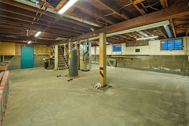 715 N 70th Street, Seattle, WA 98103