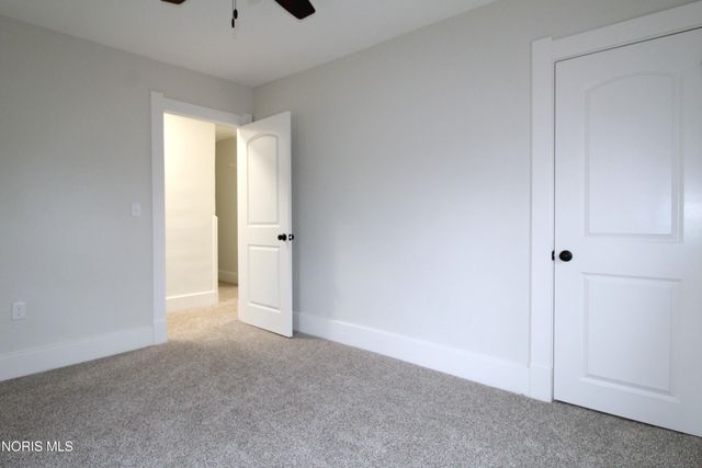 9616 Old State Line Road, Holland, OH 43528