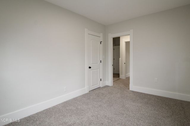 9616 Old State Line Road, Holland, OH 43528