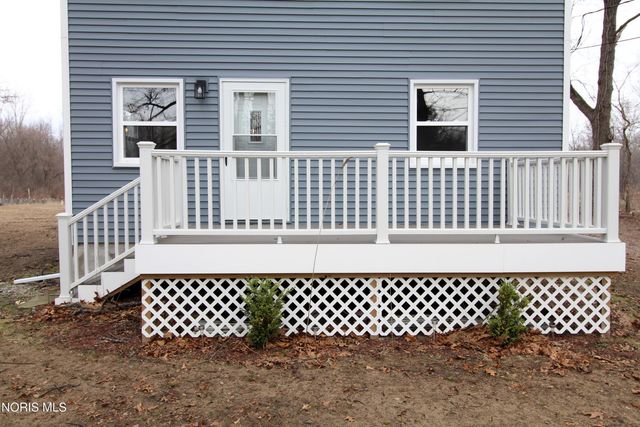 9616 Old State Line Road, Holland, OH 43528