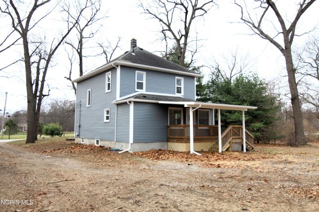 9616 Old State Line Road, Holland, OH 43528