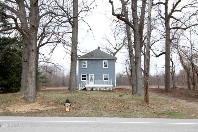 9616 Old State Line Road, Holland, OH 43528