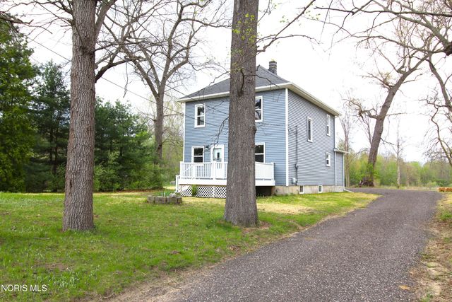9616 Old State Line Road, Holland, OH 43528