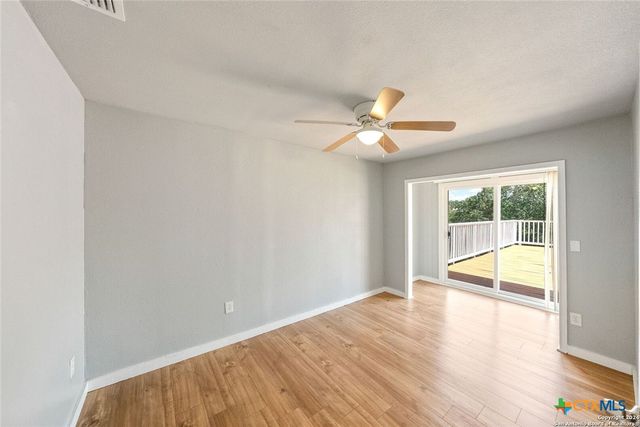 2792 Woodcrest Drive, Canyon Lake, TX 78133