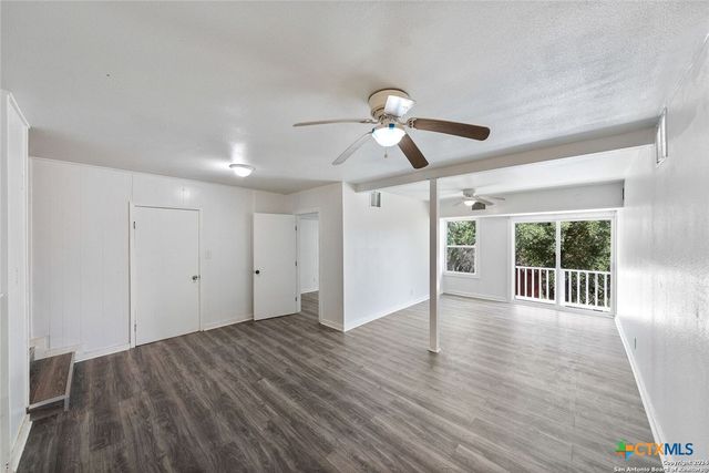 2792 Woodcrest Drive, Canyon Lake, TX 78133