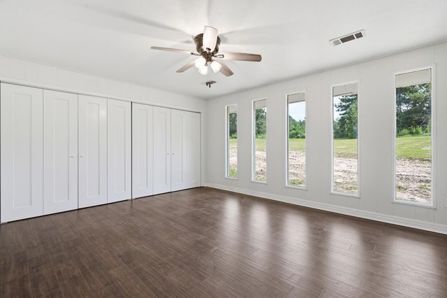 141 Sand, Leesville, LA 71446