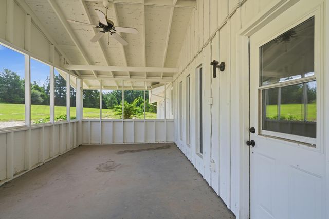 141 Sand, Leesville, LA 71446