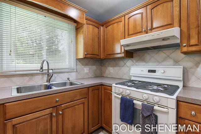 5143 Wembley Court, Wyoming, MI 49509